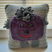 Haggis cushion - grey