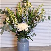 Vase blue